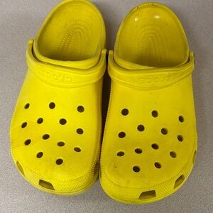 CROCS men’s Vibrant Yellow Water Shoes